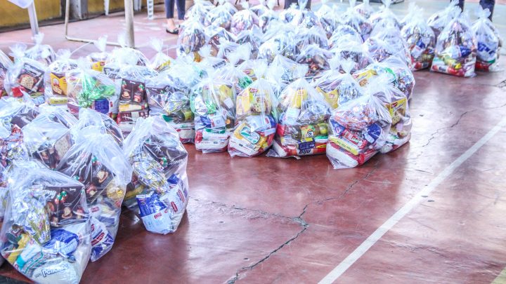 Mais de mil cestas básicas emergências são entregues mensalmente para os moradores parnaibanos
