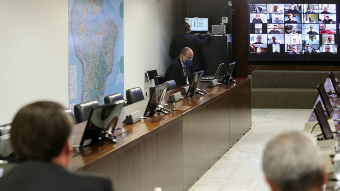 Bolsonaro faz reunião virtual com presidente da Fiesp e empresários
