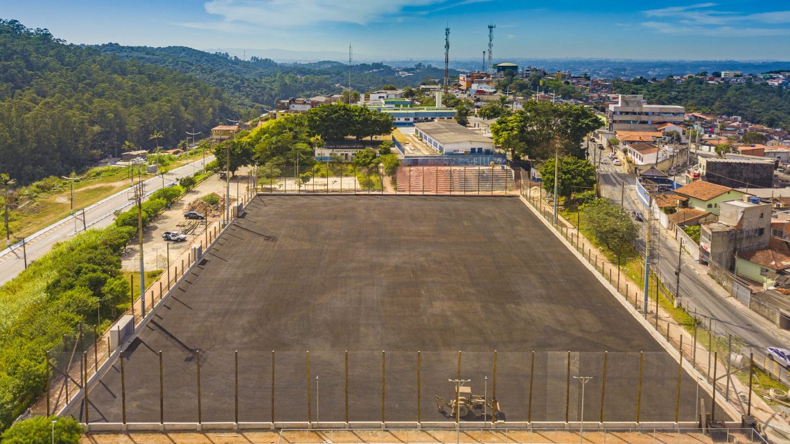 Implantação do novo Complexo Esportivo Atalaia está 50% concluída