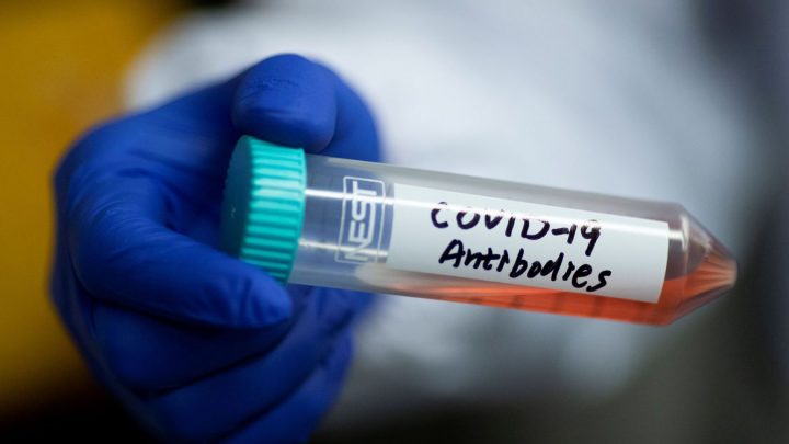 Ministério da Saúde fala sobre combate à pandemia de covid-19