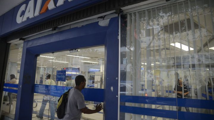 Bancos poderão conceder empréstimo com garantia do FGTS