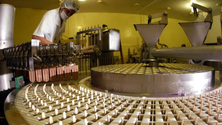Indicador aponta impactos da covid-19 na economia brasileira
