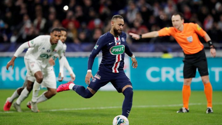 Neymar não aceita proposta de renovação do PSG, diz jornal