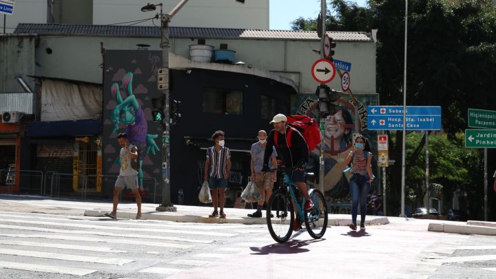 Uso de máscaras nas ruas de SP será obrigatório a partir de 7 de maio
