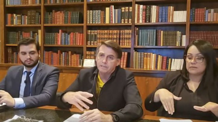 Bolsonaro confirma mais duas parcelas do auxílio emergencial