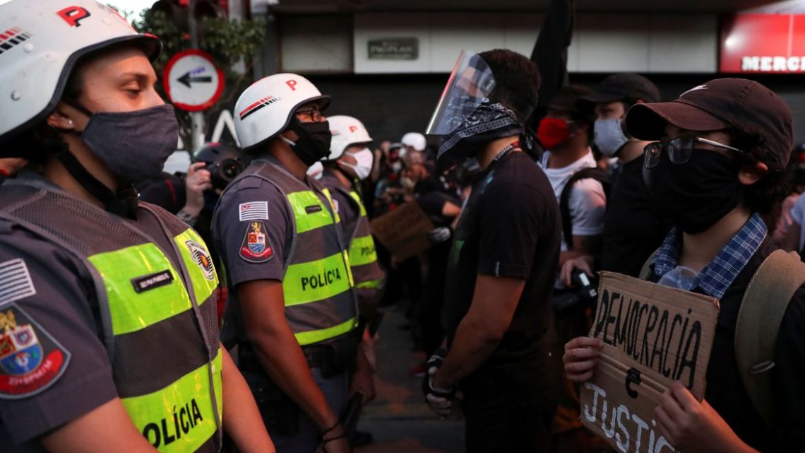 Polícia deteve 32 pessoas nas manifestações de ontem em São Paulo