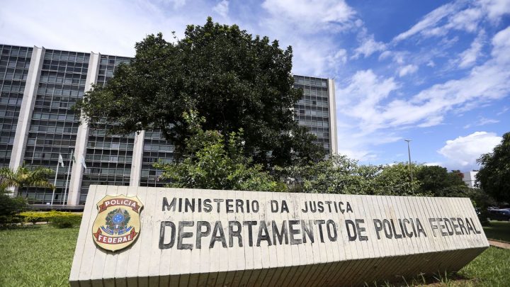 PF cumpre mandados em inquérito sobre atos antidemocráticos