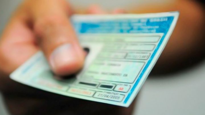 Detran e Poupatempo entregarão documentos gratuitamente em São Paulo