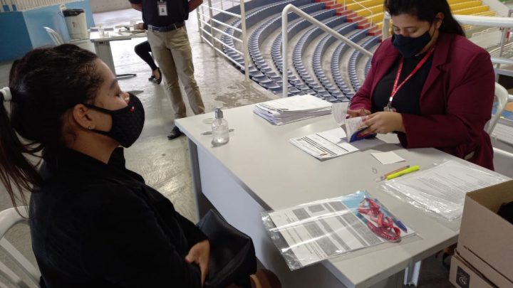 Casa do Trabalhador anuncia vagas para funções em supermercado