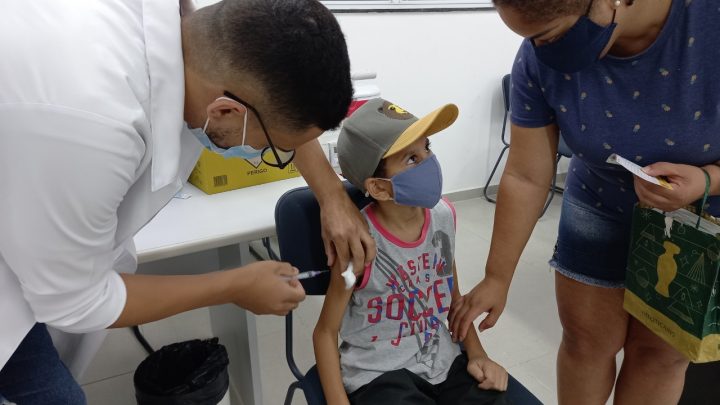 Barueri vacina mais de 6 mil crianças contra a Covid nos últimos três dias