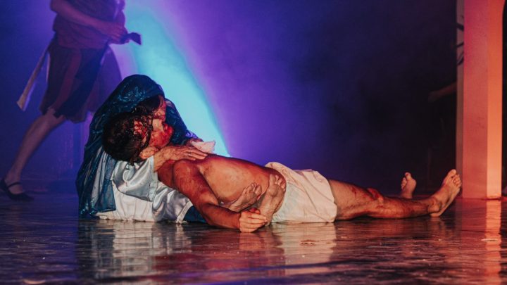 Espetáculo Paixão de Cristo de Jandira foi destaque na grande mídia