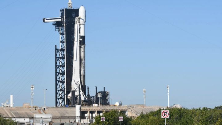 Foguete da SpaceX lança dois satélites da Força Aérea Brasileira