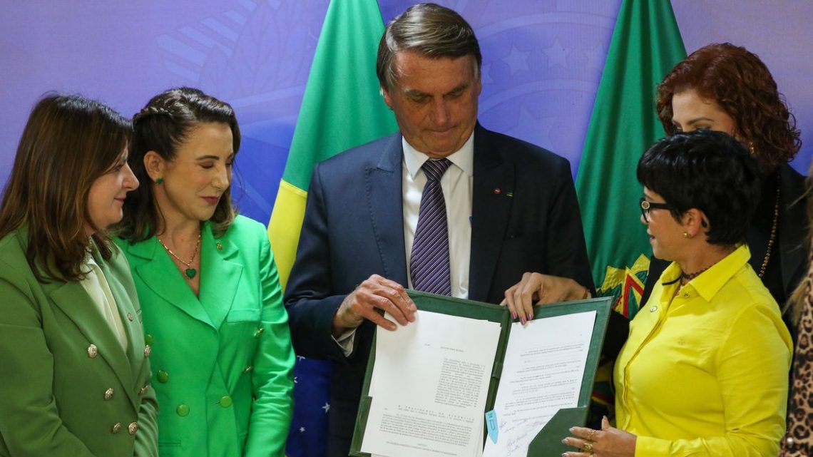 Publicada lei que torna hediondo crime contra menor de 14 anos