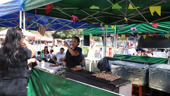 Festa Julina em prol da Campanha do Agasalho agitou o parque Dom José no sábado e domingo