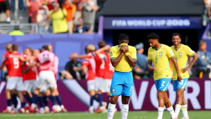 Com críticas, adeus do Brasil à Copa estampa jornais mundo afora